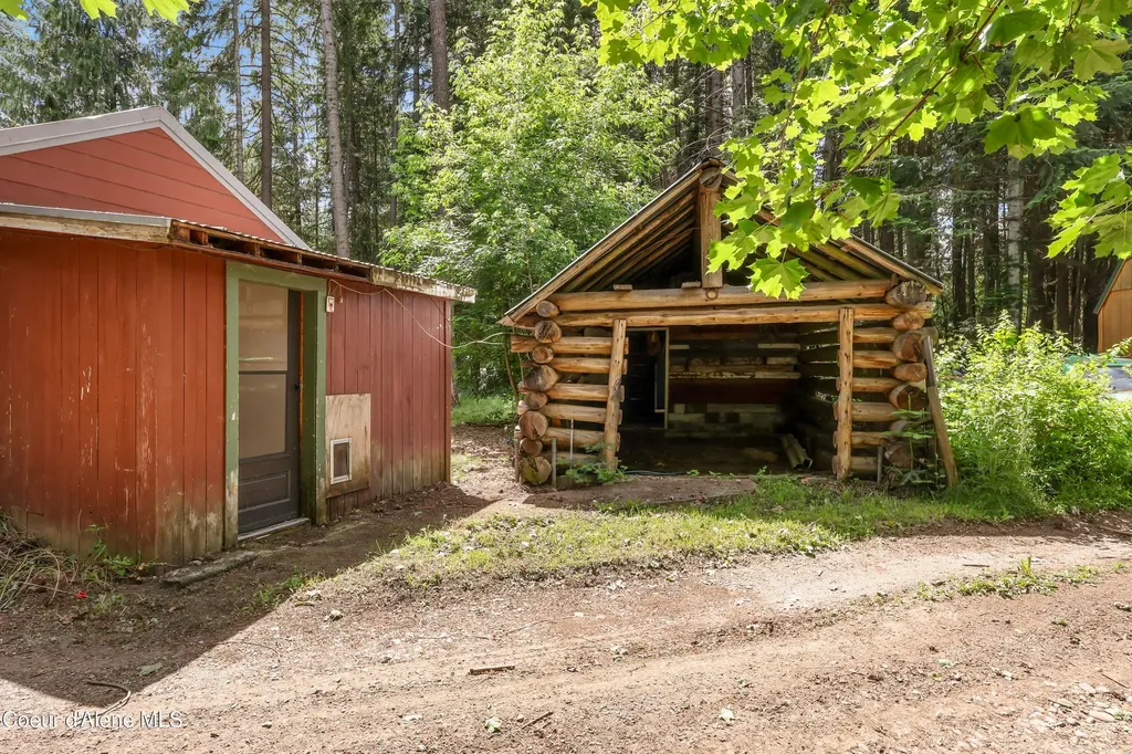 7563 W Radmer Road Rathdrum ID 83858