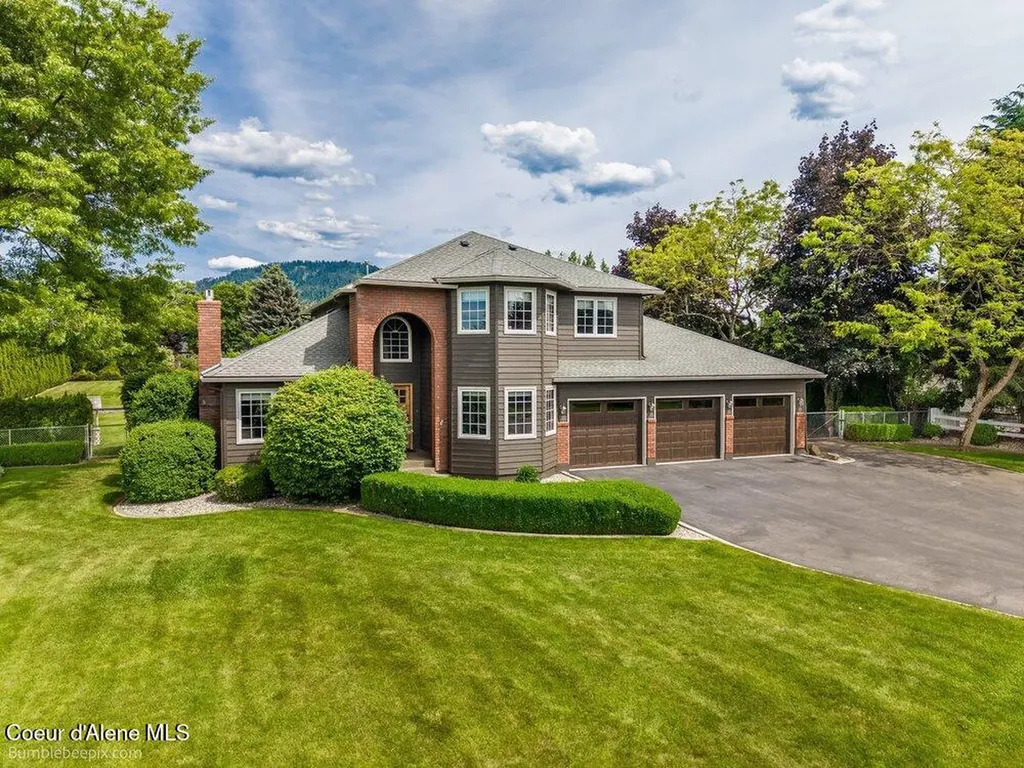 7344 N Valley Street Dalton Gardens ID 83815