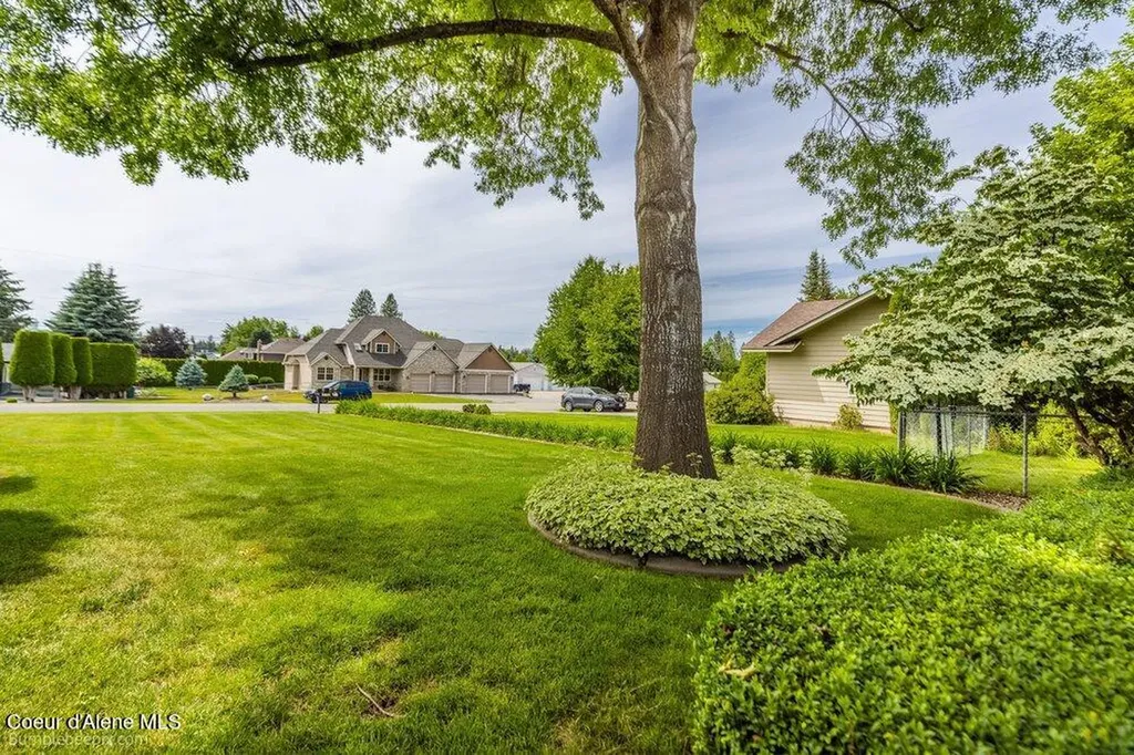 7344 N Valley Street Dalton Gardens ID 83815