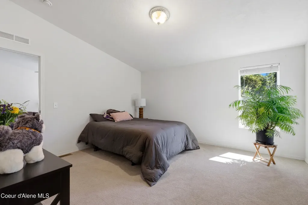 32850 N 3rd Avenue Spirit Lake ID 83869