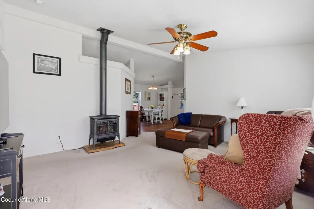 32850 N 3rd Avenue Spirit Lake ID 83869