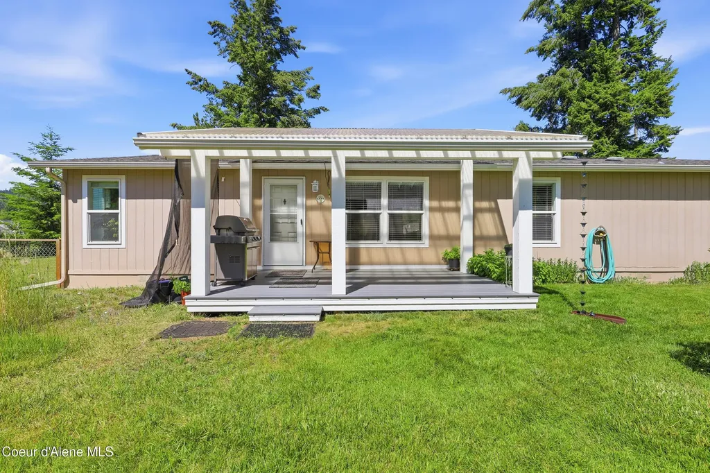 32850 N 3rd Avenue Spirit Lake ID 83869