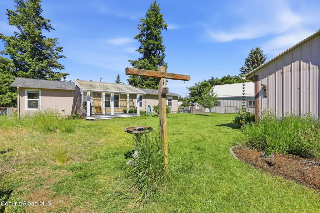 32850 N 3rd Avenue Spirit Lake ID 83869