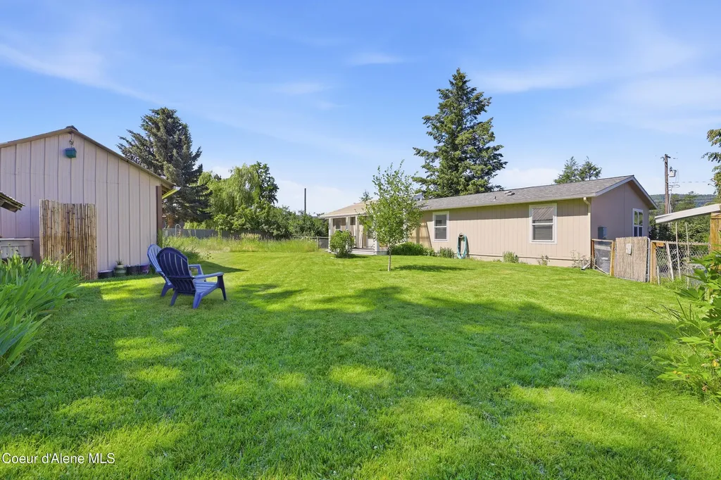 32850 N 3rd Avenue Spirit Lake ID 83869