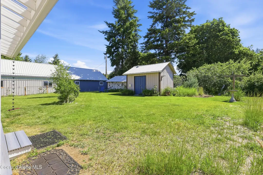 32850 N 3rd Avenue Spirit Lake ID 83869