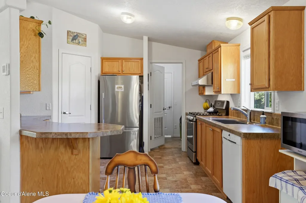 32850 N 3rd Avenue Spirit Lake ID 83869
