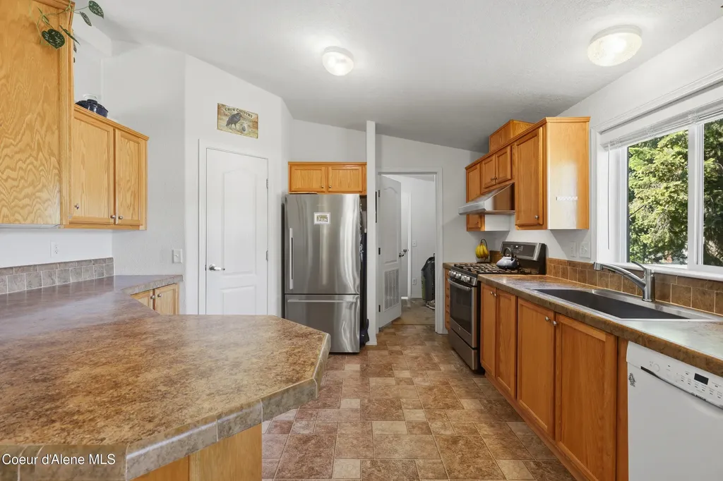 32850 N 3rd Avenue Spirit Lake ID 83869
