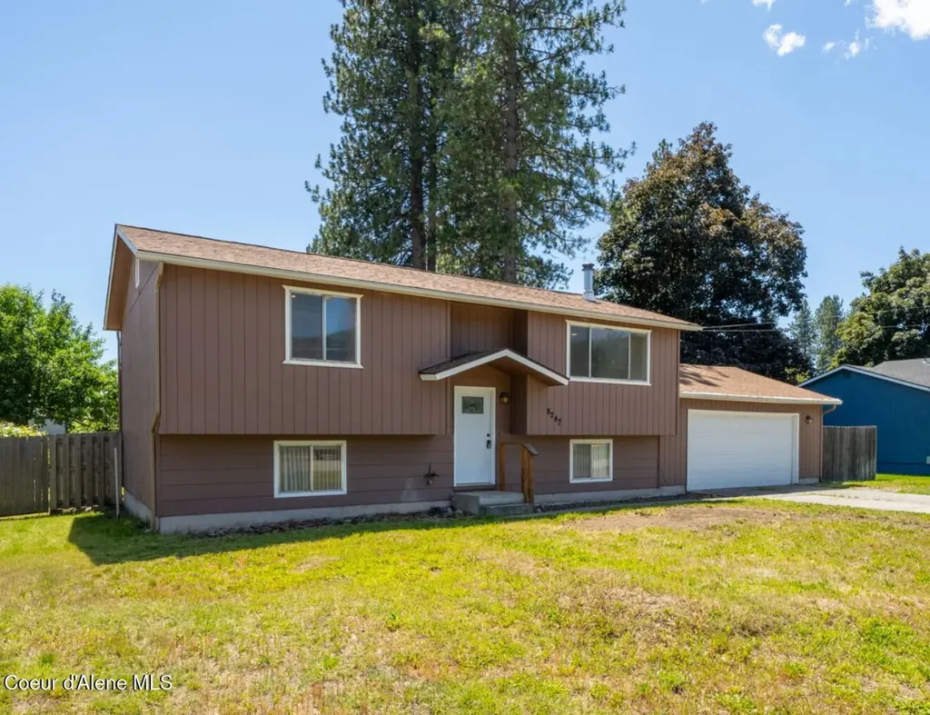 8247 W Montana Street Rathdrum ID 83858
