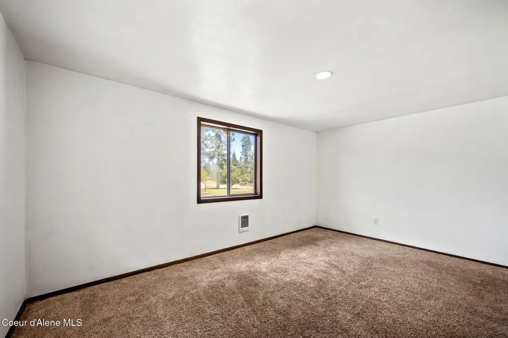 8247 W Montana Street Rathdrum ID 83858