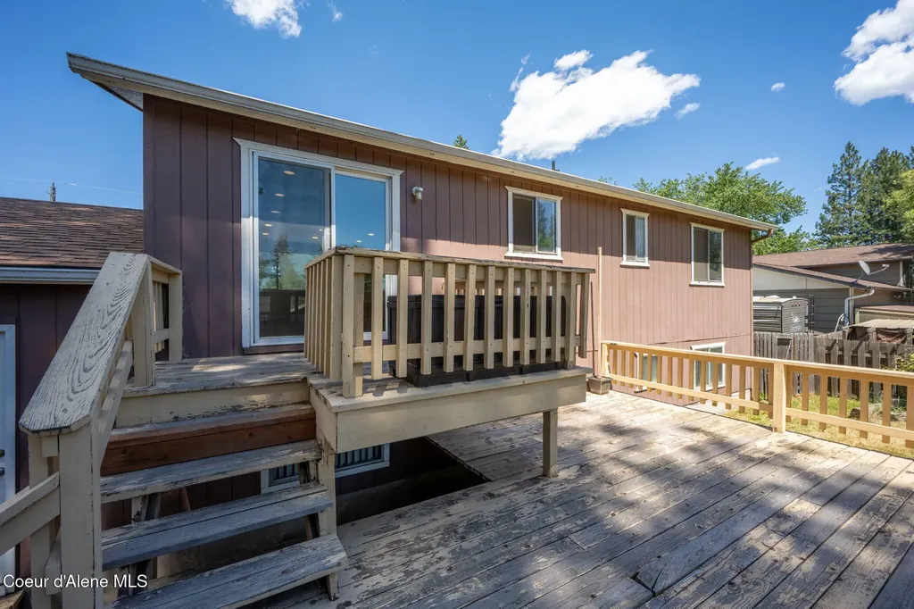 8247 W Montana Street Rathdrum ID 83858