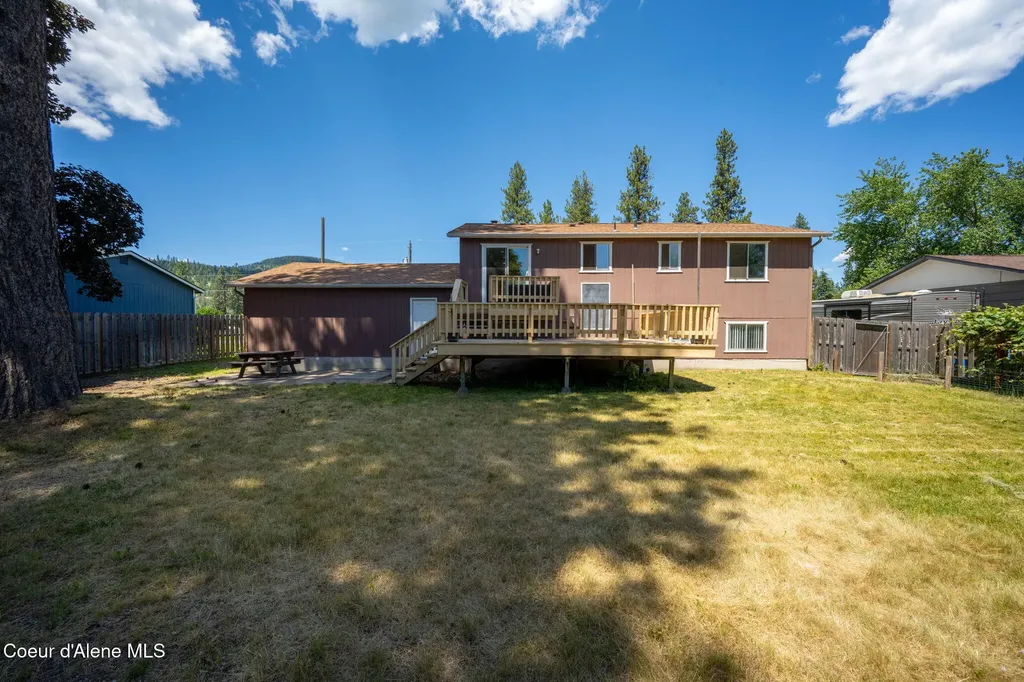8247 W Montana Street Rathdrum ID 83858
