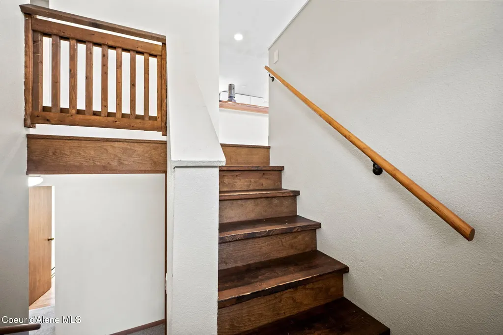 8247 W Montana Street Rathdrum ID 83858