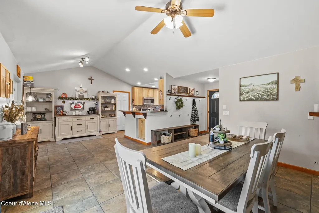 15383 N Vernon Street Rathdrum ID 83858