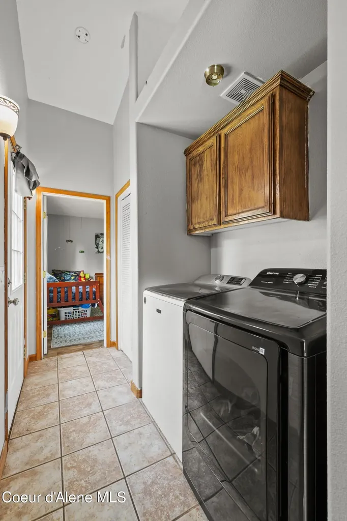 15383 N Vernon Street Rathdrum ID 83858