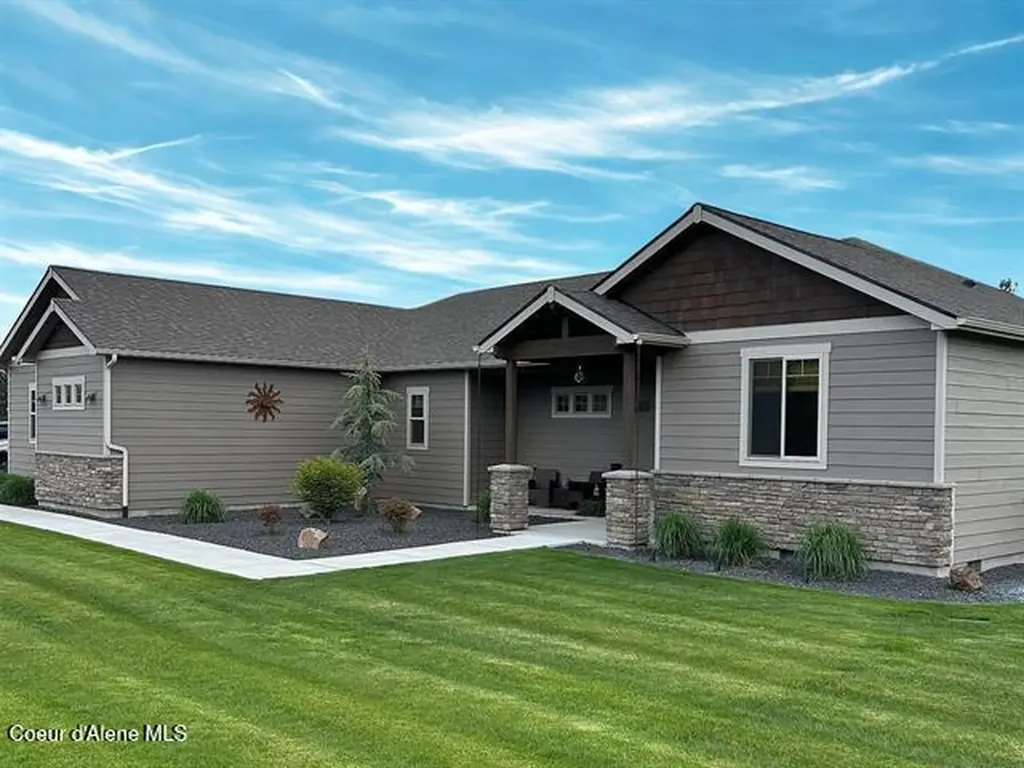 31914 N Zander Lane Chattaroy WA 99003