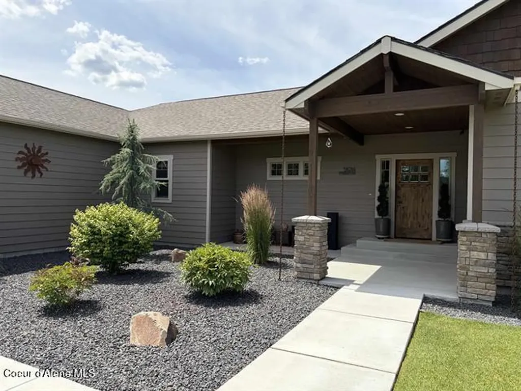 31914 N Zander Lane Chattaroy WA 99003