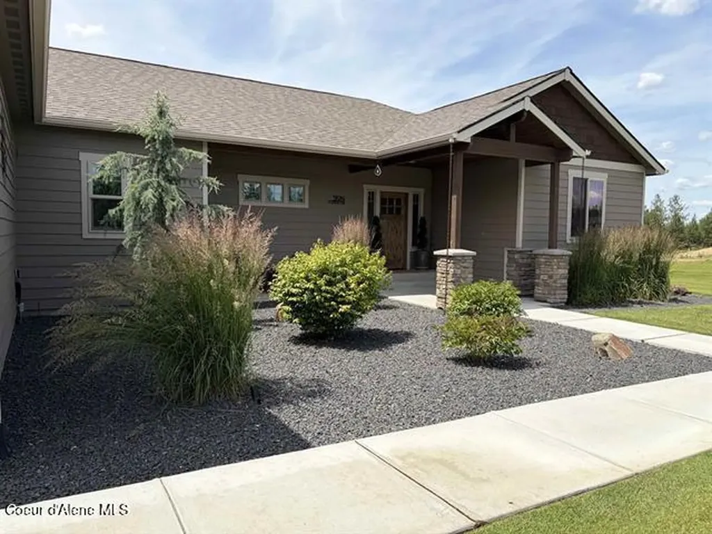 31914 N Zander Lane Chattaroy WA 99003