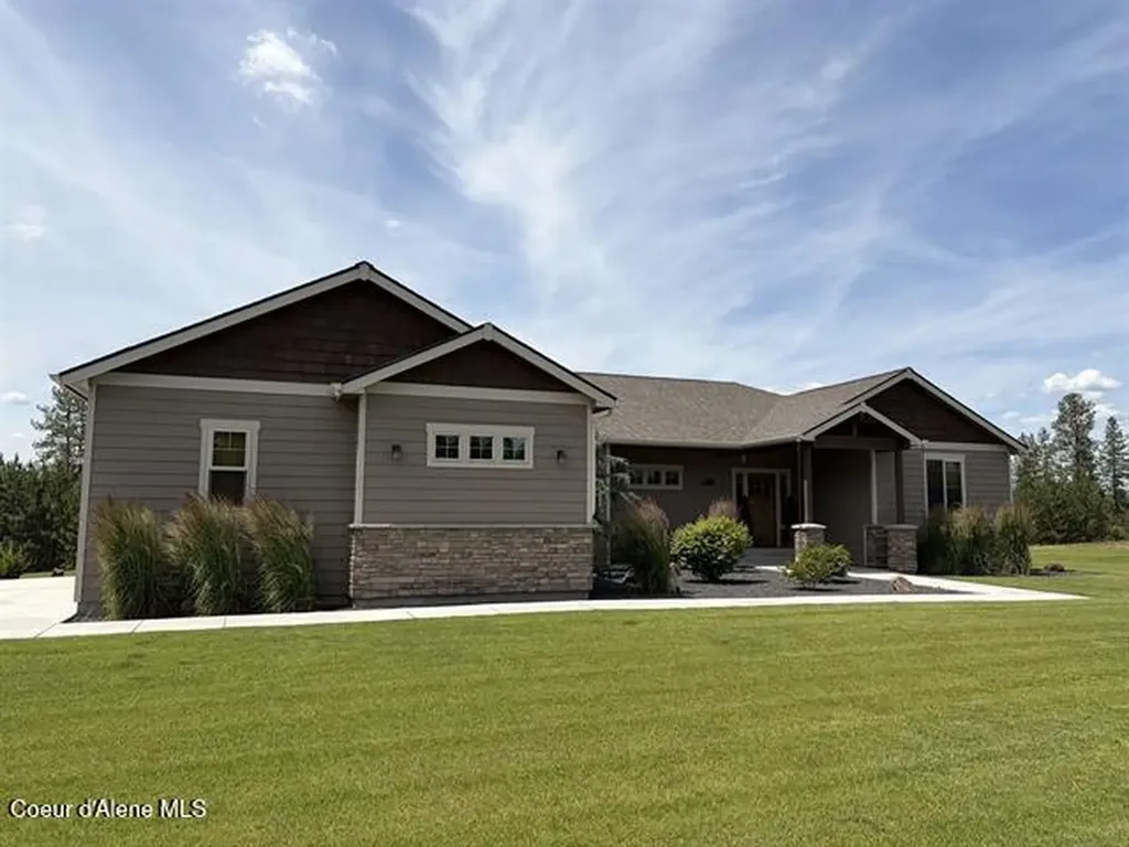 31914 N Zander Lane Chattaroy WA 99003
