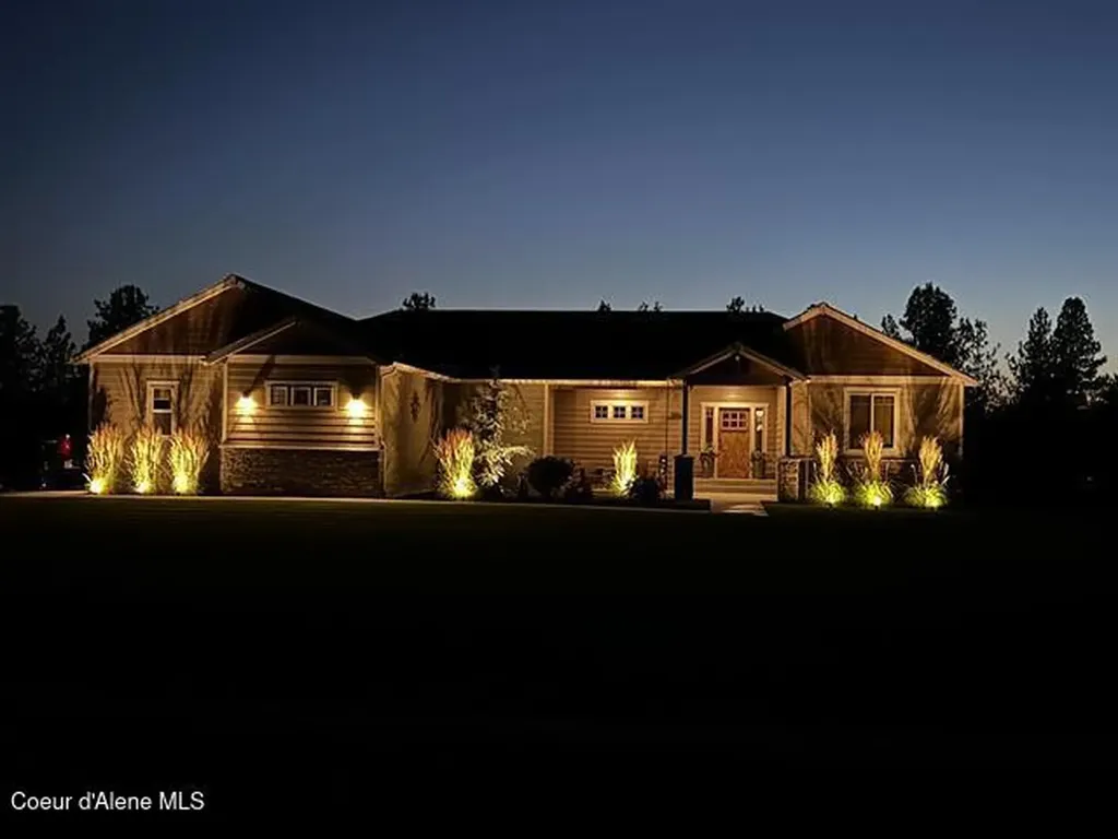 31914 N Zander Lane Chattaroy WA 99003