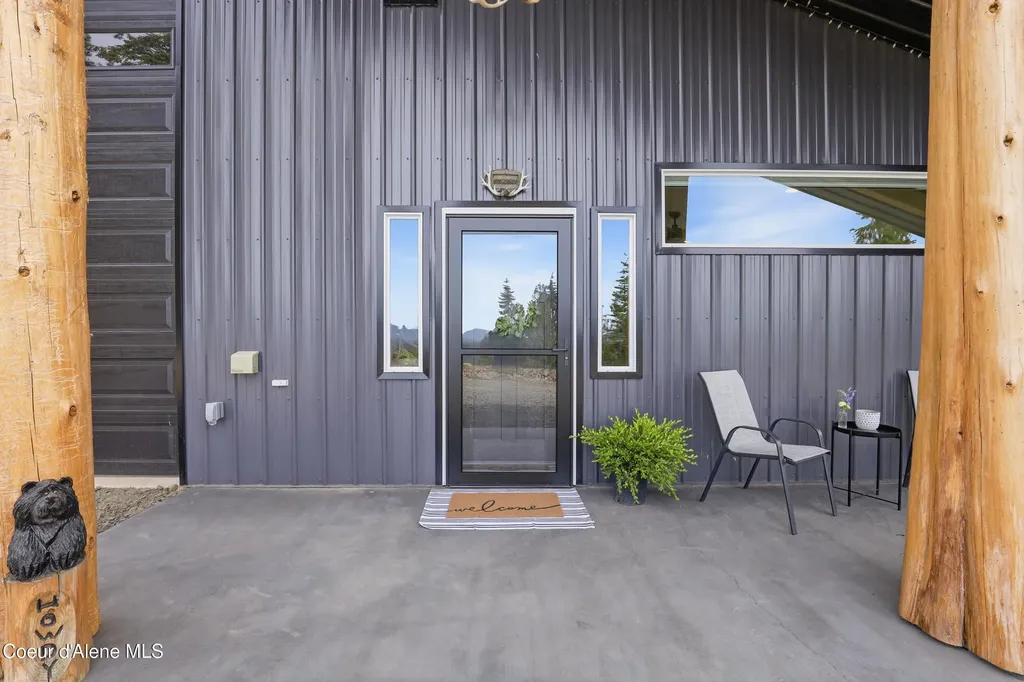 20781 N Corbin Hill Road Hayden ID 83835