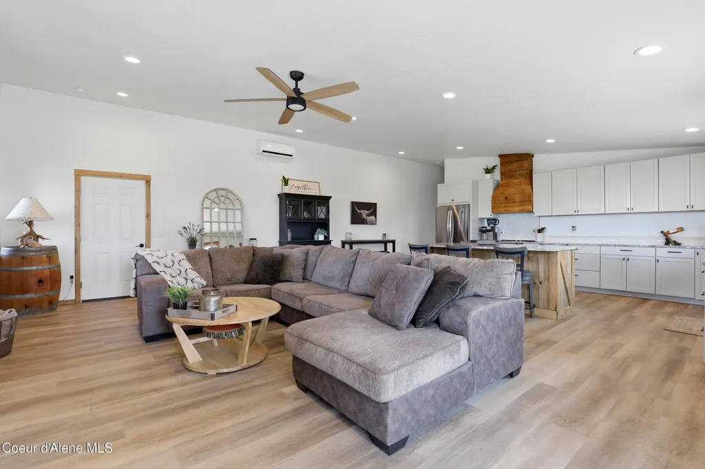 20781 N Corbin Hill Road Hayden ID 83835