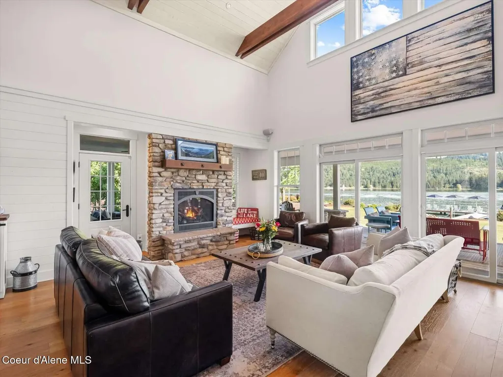645 River Run Drive Laclede ID 83841