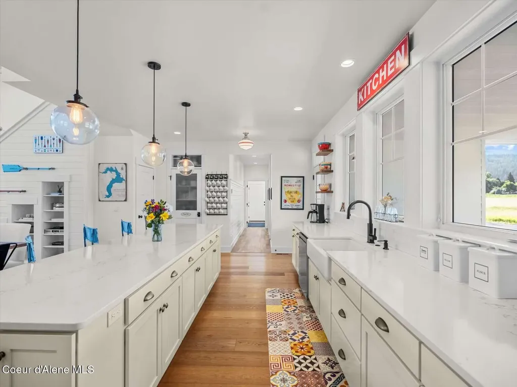 645 River Run Drive Laclede ID 83841
