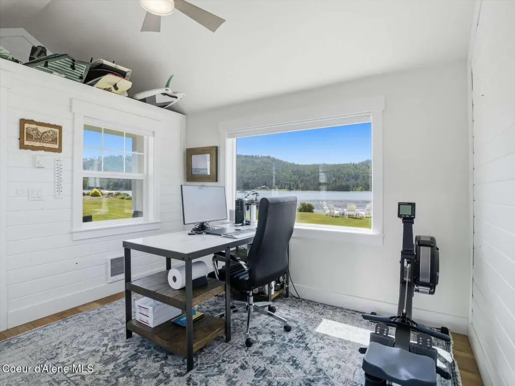 645 River Run Drive Laclede ID 83841