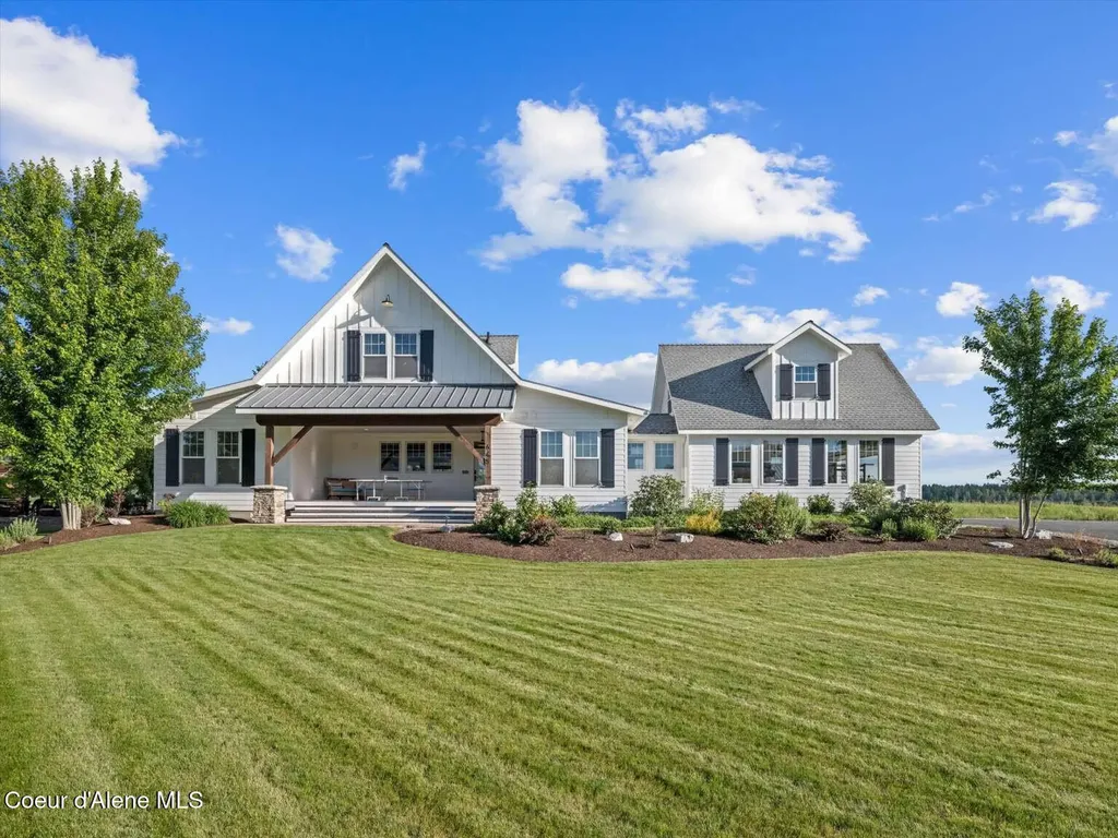 645 River Run Drive Laclede ID 83841