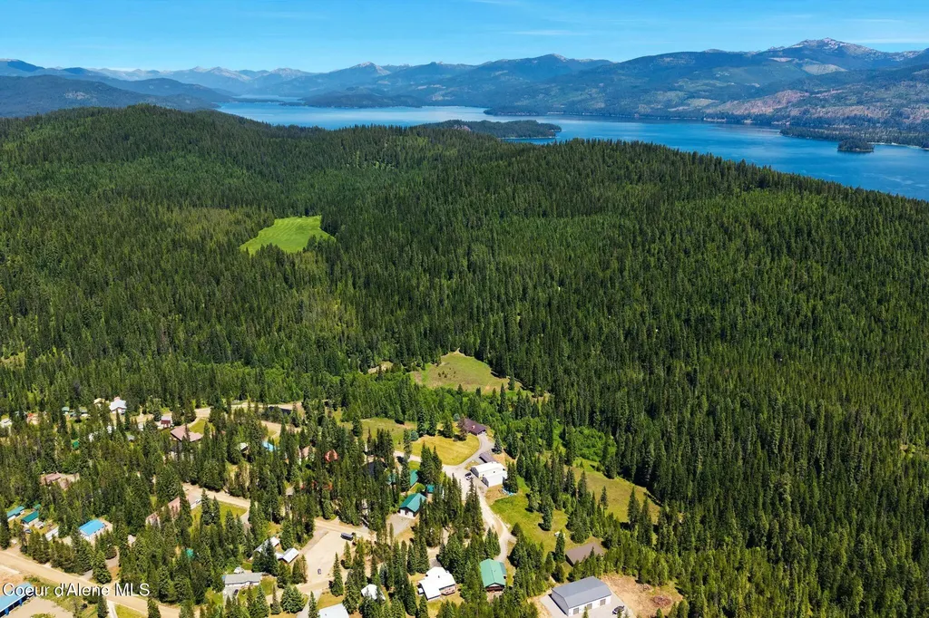 435 Shady Pines Loop Priest Lake ID 83856