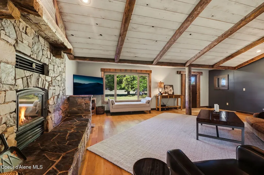 435 Shady Pines Loop Priest Lake ID 83856