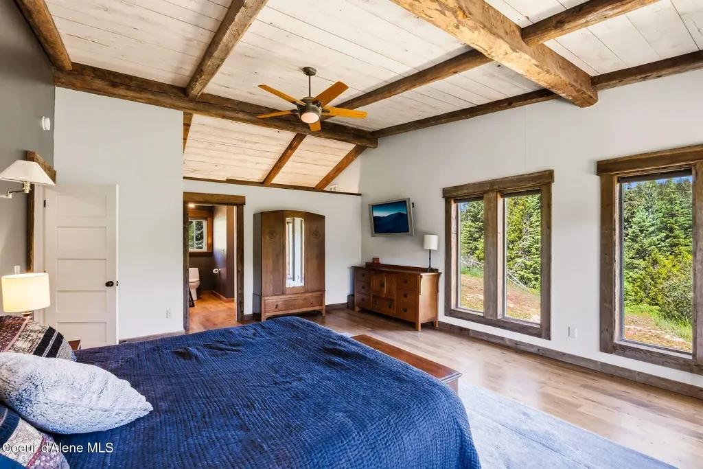 435 Shady Pines Loop Priest Lake ID 83856