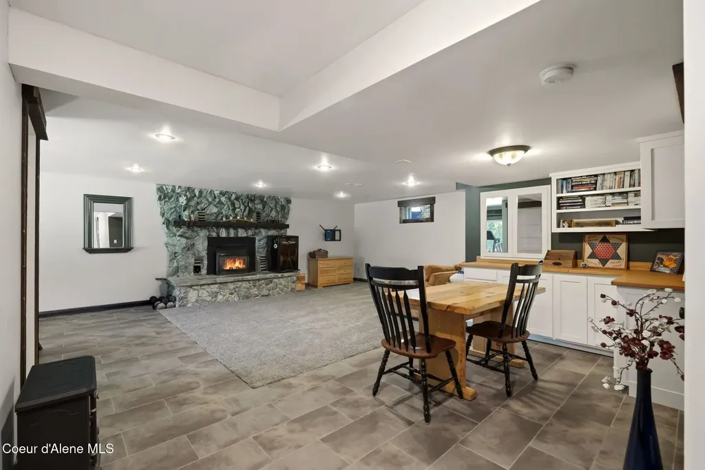 435 Shady Pines Loop Priest Lake ID 83856