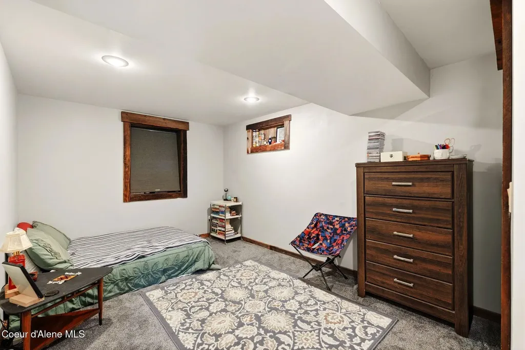 435 Shady Pines Loop Priest Lake ID 83856