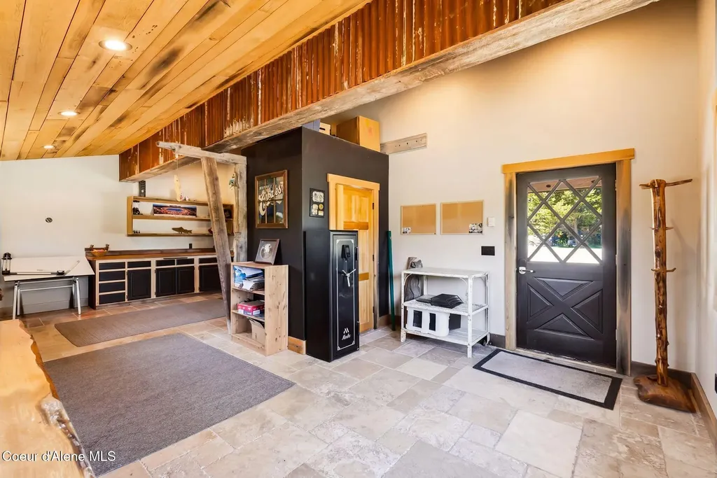 435 Shady Pines Loop Priest Lake ID 83856