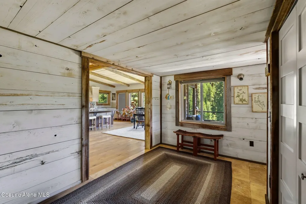 435 Shady Pines Loop Priest Lake ID 83856