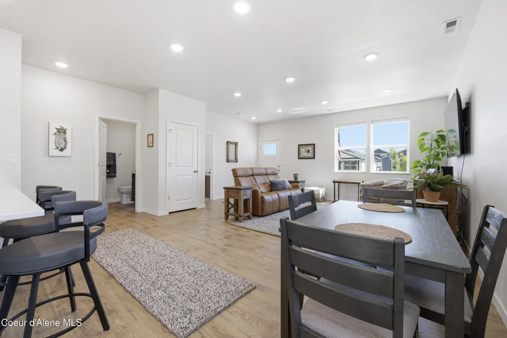5163 E Norma Avenue Post Falls ID 83854