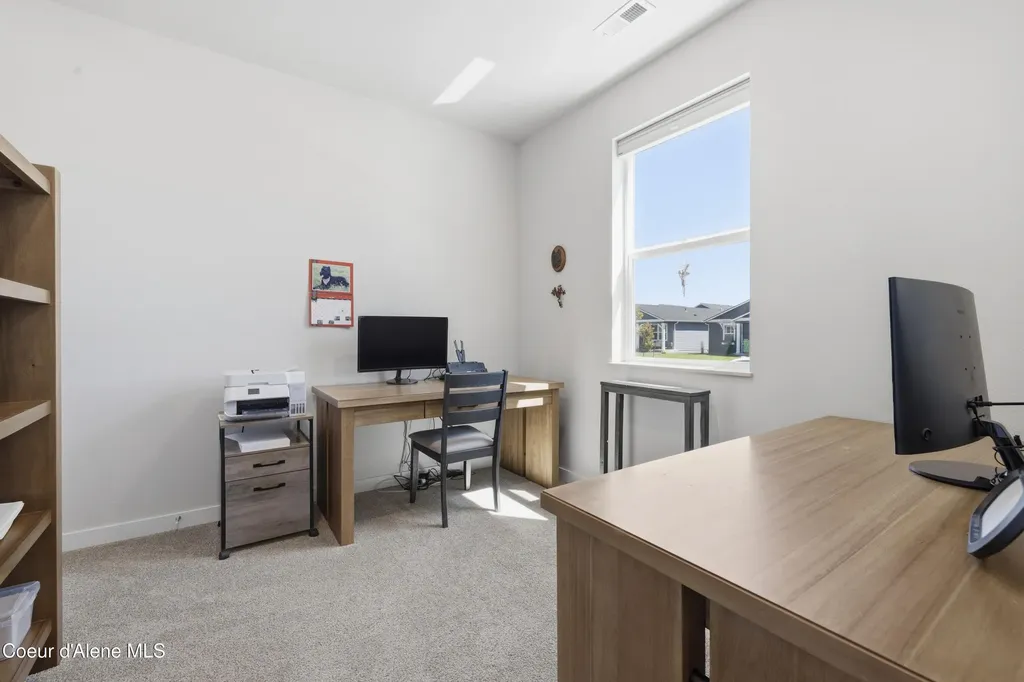 5163 E Norma Avenue Post Falls ID 83854