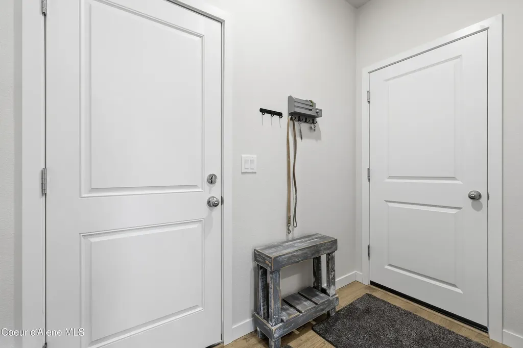 5163 E Norma Avenue Post Falls ID 83854