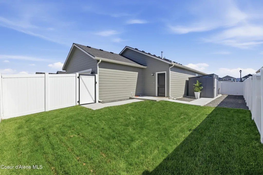 5163 E Norma Avenue Post Falls ID 83854