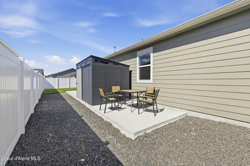 5163 E Norma Avenue Post Falls ID 83854