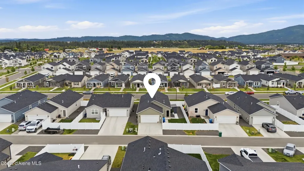 5163 E Norma Avenue Post Falls ID 83854