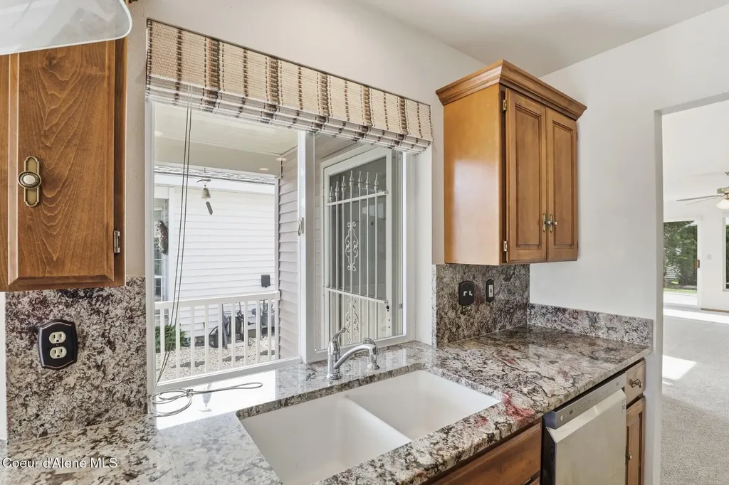 1480 W Woodlawn Drive Hayden ID 83835