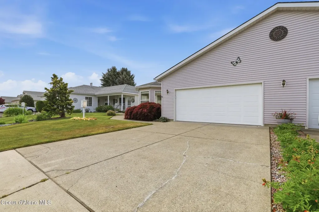 1480 W Woodlawn Drive Hayden ID 83835