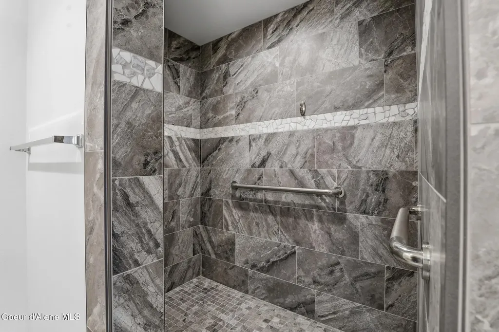 1480 W Woodlawn Drive Hayden ID 83835