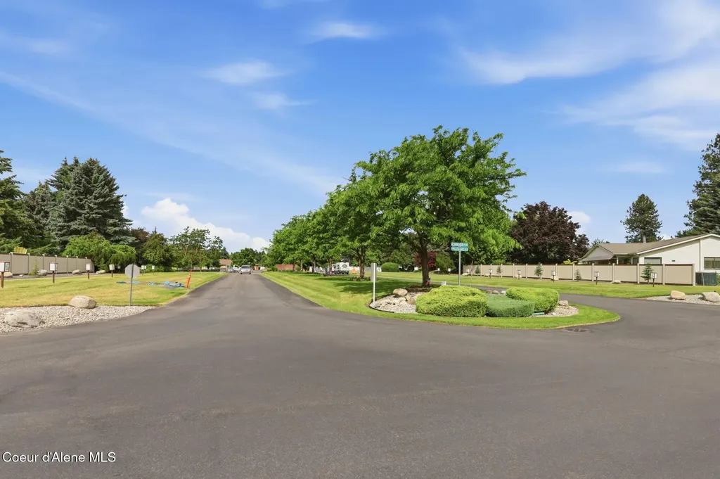 1480 W Woodlawn Drive Hayden ID 83835