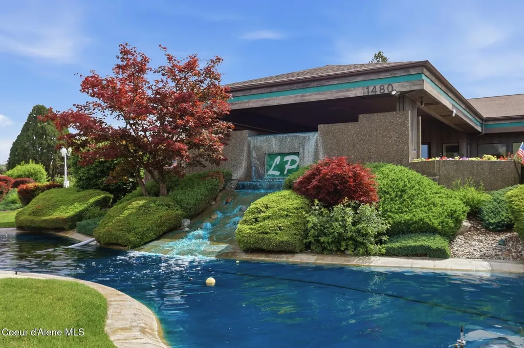 1480 W Woodlawn Drive Hayden ID 83835