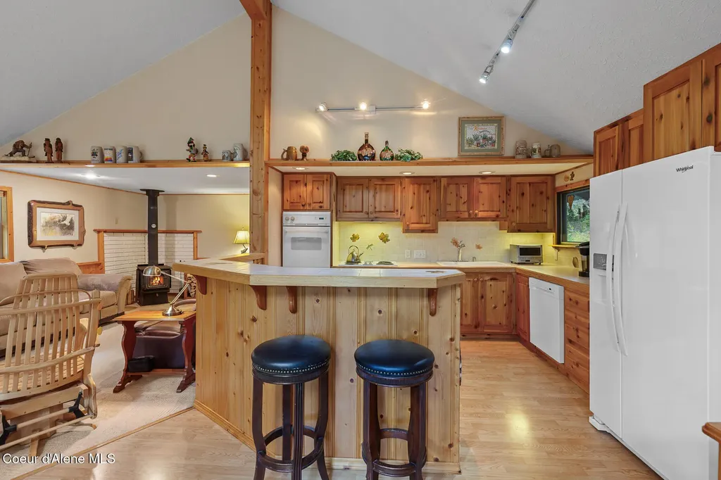 51 Paradise Lane Priest Lake ID 83856