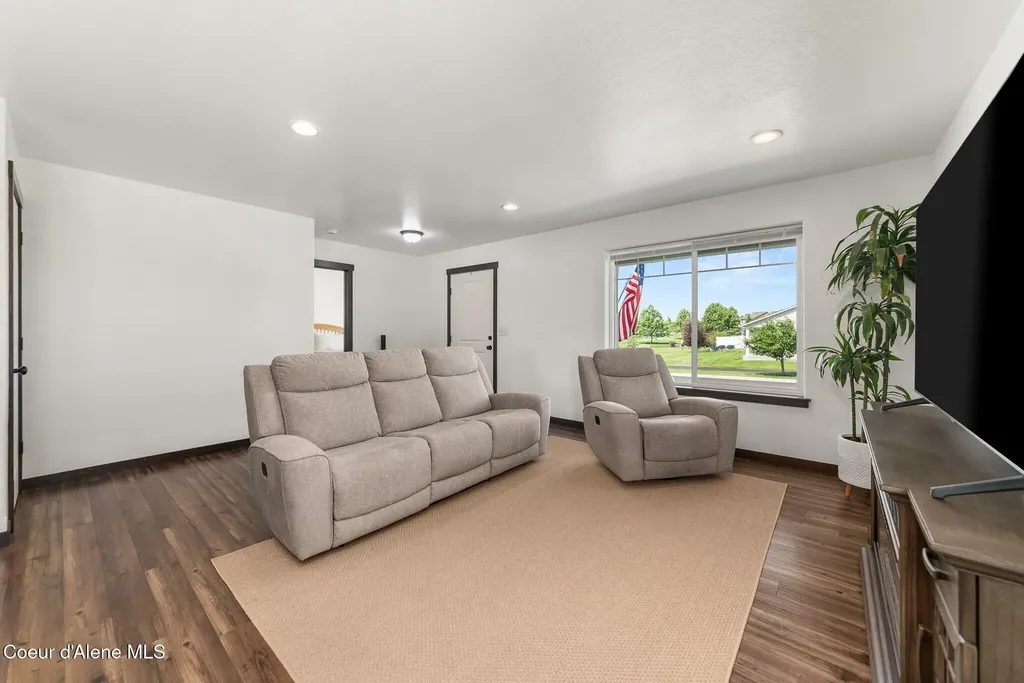 8724 N Spokane Street Post Falls ID 83854
