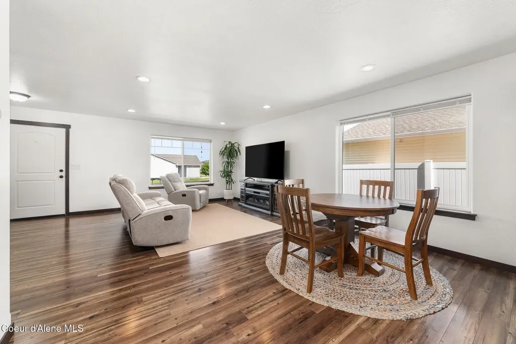 8724 N Spokane Street Post Falls ID 83854